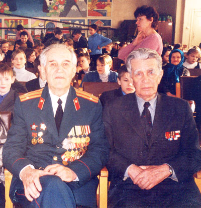 Н.Якимов и К.Михеев на встрече.