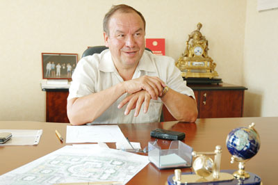 Генеральный директор строительной фирмы “Комплекс” Валерий Гордеев. ФОТО ВАЛЕРИЯ БАКЛАНОВА.