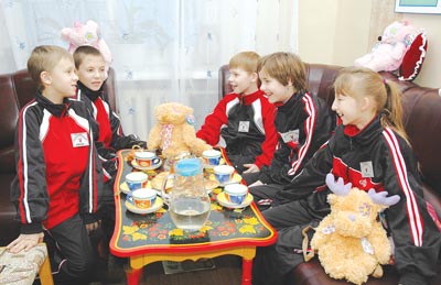 Заядлых спортсменов принимают в Новочебоксарском социально-реабилитационном центре для несовершеннолетних. Фото Валерия БАКЛАНОВА.