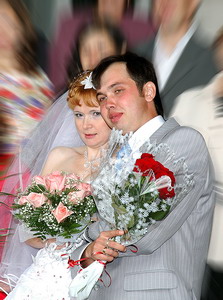 теперь муж и жена Мироновы.  фото валерия бакланова.