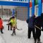 На борьбу со снегом вышли родители учеников, дети и педагоги школы № 5...