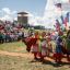 На Тихвинской ярмарке прошел фестиваль песен и танцев “На перекрестке национальных культур”. Фото cap.ru