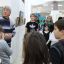 Андрей Анохин знакомит юных новочебоксарцев с выставкой. Фото автора