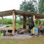 В лагере в этом году соорудили летнюю кухню с печкой.