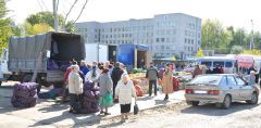 На рынке “Новочебоксарский” торговля продолжается и в будни. Фото Валерия Бакланова.Ударим ярмаркой по ценам ярмарка цена 