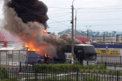 Фото cheb.ruВ Чувашии сгорел пассажирский автобус