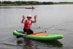 Юлия Чайкова каждый день катается на своем сапе.Чудодейственное озеро Кюльхири