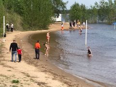 +30, но вода холодная. Пляжный сезон в Новочебоксарске еще не наступил — не рискуйте пляж купальный сезон 