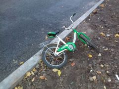 В Новочебоксарске сбили мальчика, который ехал на детском велосипеде по пешеходному переходу