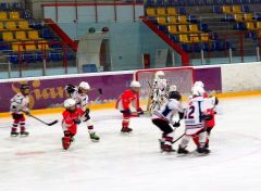 В Новочебоксарске стартовал предновогодний турнир среди юношей 2011 года рождения