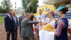 Фото cap.ruПрезидент Республики Татарстан Рустам Минниханов прибыл в Чувашию на празднование Сабантуя Федеральный Сабантуй 