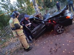 Место ДТПВ Алатыре водитель "четырнадцатой" на скорости врезался в дерево и погиб ДТП со смертельным исходом 