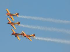 AviaghruppaPP_18.jpgАвиашоу от пилотажной группы “Первый полет” в День города Чебоксары состоялось День города Чебоксары-2017 