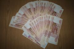 130 тыс. рублей были перечислены мошенникамЖительница Новочебоксарска перечислила мошенникам 130 тыс. рублей, надеясь выиграть айфон интернет-мошенничество 