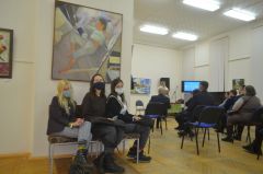 Начинающие творцы. В Новочебоксарске открылась III молодежная выставка Выставка III молодежная выставка 