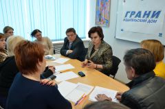 Встреча в ГраняхМинистр Алла Самойлова ответила на вопросы журналистов «Граней» Анонс Алла Самойлова 