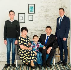 Семья Артемьевых из Новочебоксарска стала "Семьей года" в Чувашии Семья года - 2020 