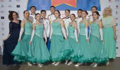 Чувашию представили учащиеся и преподаватели Новочебоксарского кадетского лицея.Наши кадеты  на Кремлевском балу Кадетский бал 