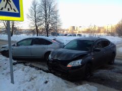 ДТП в Новочебоксарске: столкнулись две иномарки