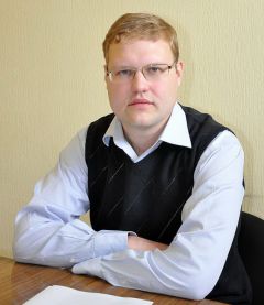 Руководитель правозащитной организации “Щит и меч” известный юрист Алексей ГЛУХОВЗапятнали  честь мундира скандал 