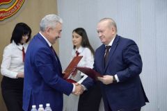 Подписание соглашенияГоссовет Чувашии и Заксобрание Ульяновской области заключили соглашение о сотрудничестве Госсовет Чувашии 