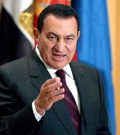 Hosni_Mubarak.jpgХосни Мубарак и сыновья не признали своей вины Хосни Мубарак суд Египет 