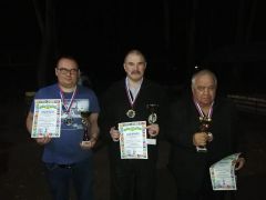 Слева направо - Радик Нуруллин (2-е место),  Ильдар Ягофаров (1-е место) и Эльдар Абдуллаев (3-е место). Финал разыграли  казанцы нарды 