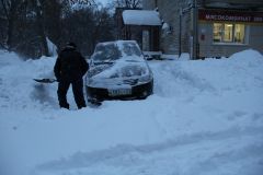 ...автомобилисты...Город держит снежную оборону снегопад снегоуборочная техника 