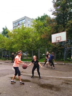  Химики приняли участие в соревнованиях по баскетболу "Оранжевый мяч" Химпром 