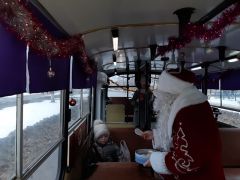 Новогодний троллейбус снова выходит на маршрут  Новый год-2024 