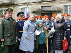 Тамара Ивановна ПАЛЬЧИКОВАСпасибо, ветеран! Настоящие герои Великой Победы принимают поздравления на дому День Победы 