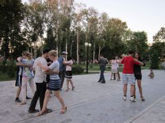 Аргентинское тангоВ Студенческом сквере прошли танцы