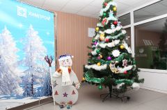 На «Химпроме» открылась выставка новогодних поделок Химпром 