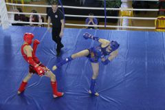 IMG_4973.JPGВ Новочебоксарске бойцы по тайскому боксу оспаривают путевку на чемпионат России