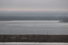 В Новочебоксарске на оторвавшейся льдине унесло двух рыбаков