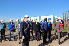  На строительной площадке ПАО «Химпром» произвели вдавливание первой сваи нового производства перекиси водорода Химпром Волжская перекись 