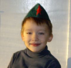Никита ЕгоровХочется мальчишкам  в армии служить  Устами младенца 23 февраля - День защитника Отечества 