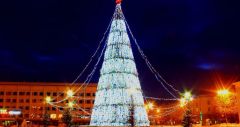 Йошкар-олинская елка в прошлом году вошла в топ “25 самых высоких елок России”.Держим путь на Новый год! Тропой туриста 