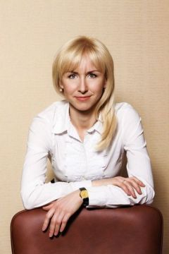 Руководитель Управления Росреестра по Чувашии Екатерина КАРПЕЕВА.Уже открыты