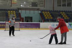 Конкурс на меткостьДень воды на льду отметили в Новочебоксарске РусГидро 