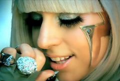 LadyGaGaPokerFace.jpgЛеди Гага завоевала восемь наград на MTV VMA 2010 музыка шоу-бизнес 