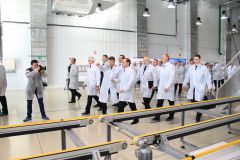 Medvedev_01.JPGД.Медведев дал старт производству солнечных модулей в Новочебоксарске Дмитрий Медведев 