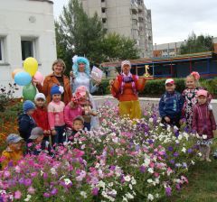 Фото из архива детского сада Островок счастливого детства Самые красивые клумбы Новочебоксарска 