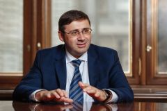 Первый зам­председателя Центробанка Сергей Шве­цовЗона мастерства и инвестиций Финкульт привет! 