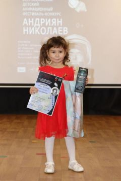 Три мультфильма воспитанницы детского сада № 43 Алисы Локтевой были отмечены членами жюри конкурса. Фото cap.ruЗвездные мультфильмы