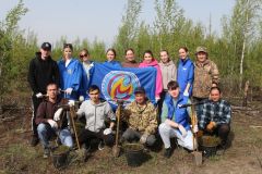  Волонтеры, работающая молодежь Чебоксар присоединились к Международной акции «Сад памяти» экология сад памяти 