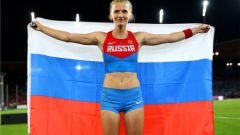 Анжелика Сидорова в очередной раз стала чемпионкой страны в прыжке с шестом