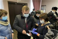 ПроверкаМинистр здравоохранения Чувашии проверил соблюдение ковид-ограничений в Батыревском районе #стопкоронавирус 
