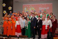 Поздравить юбиляров пришли почетные гости и женские клубы Новочебоксарска.Мой дом – Иваново, моя семья – “Девчата” Активное долголетие 