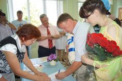 dsc02949.jpgВ Перинатальном центре Новочебоксарска состоялась торжественная выписка 1 июня — Международный день защиты детей 